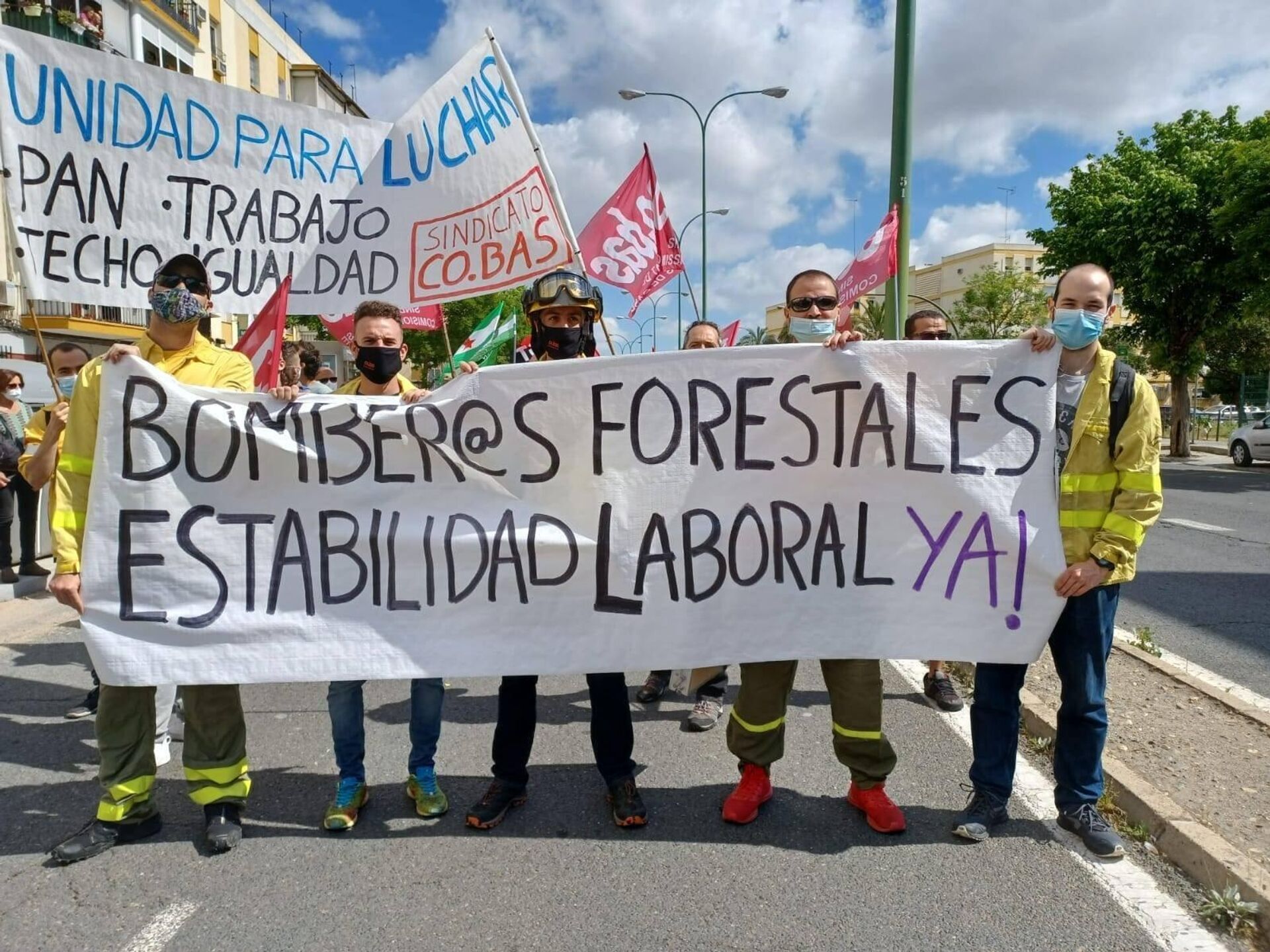 Movimiento Infoca reivindica derechos de bomberos temporales - Sputnik Mundo, 1920, 06.08.2021