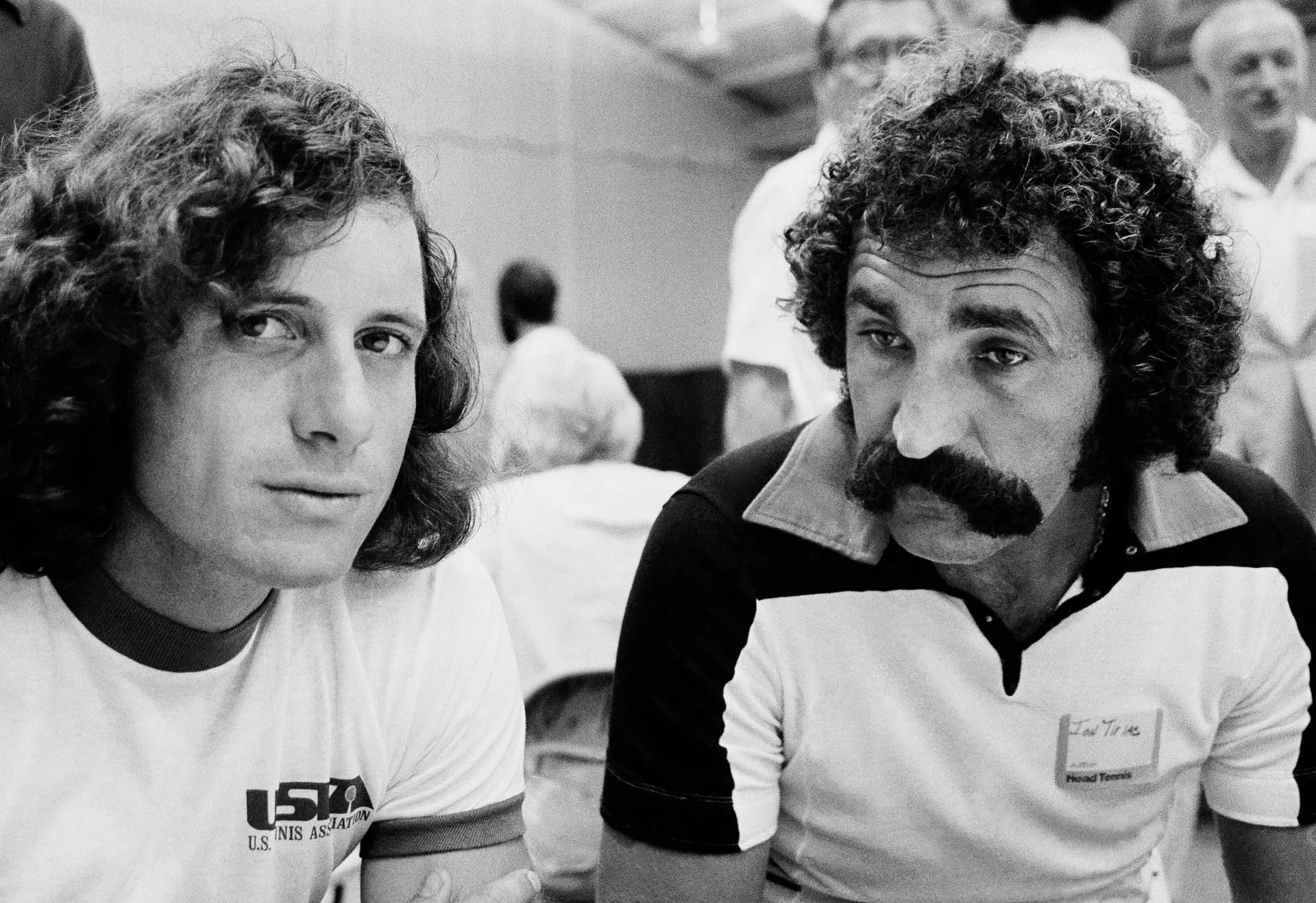 Ion Tiriac (dcha.) junto al tenista argentino Guillermo Vilas, en 1979 Ion Tiriac (dcha.) junto al tenista argentino Guillermo Vilas, en 1979 - Sputnik Mundo, 1920, 09.08.2021