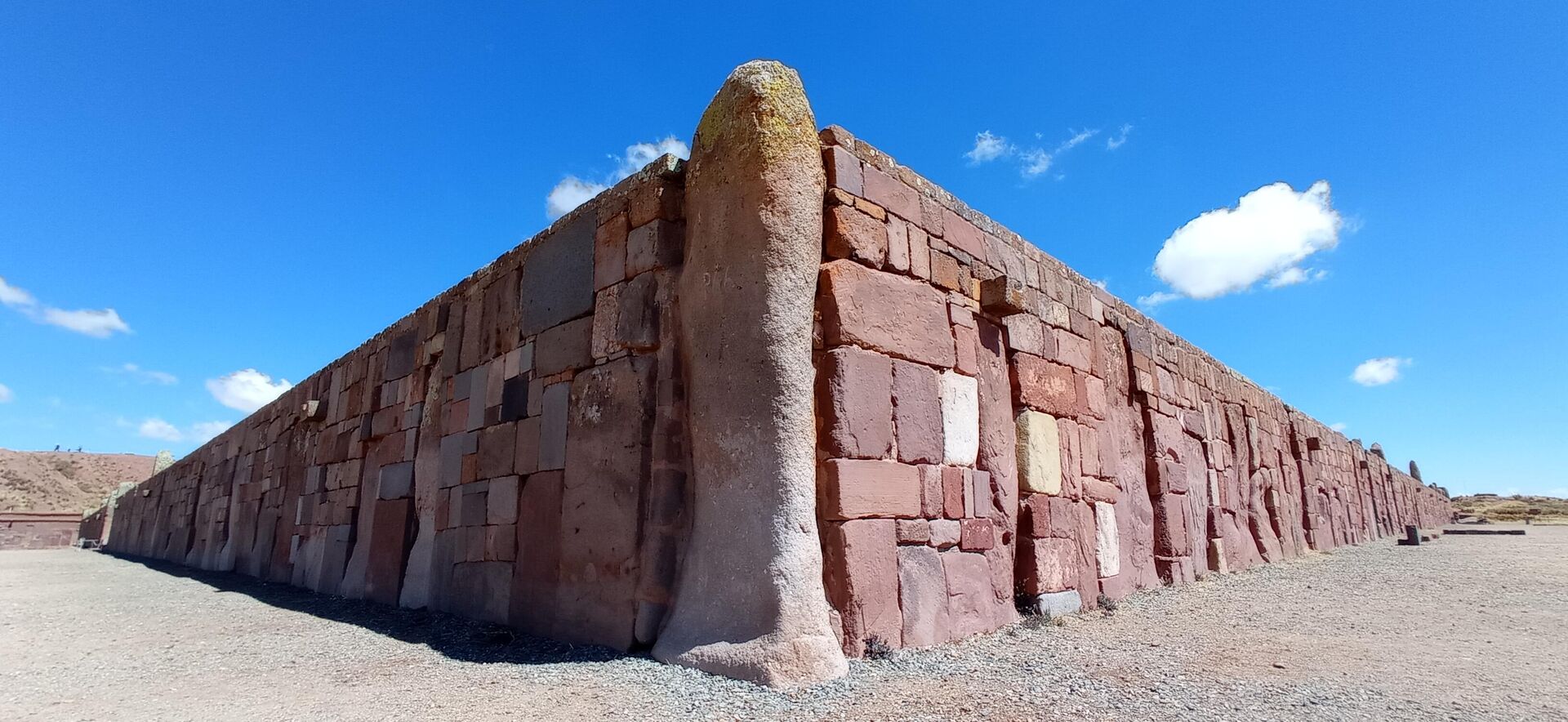 El centro arqueológico Tiwanaku, que recuerda la cultura tiwanakota, reabre sus tras la pandemia de COVID-19 - Sputnik Mundo, 1920, 09.08.2021