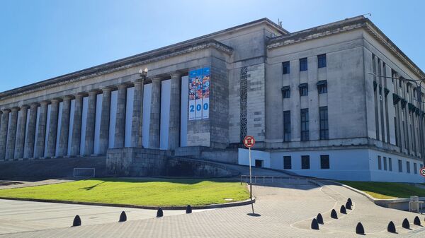 Monumental coliseo de la Facultad de Derecho, edificio emblemático de la Universidad de Buenos Aires - Sputnik Mundo