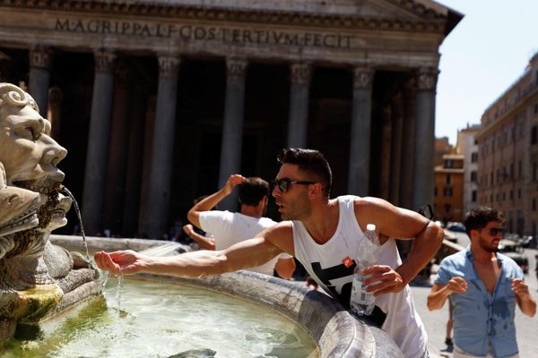 Una fuente en Roma - Sputnik Mundo