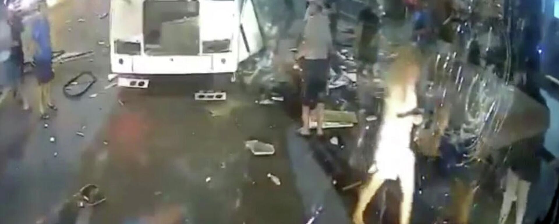 Explosión de un autobús en la ciudad de Vorónezh (Rusia), el 12 de agosto del 2021 - Sputnik Mundo, 1920, 12.08.2021