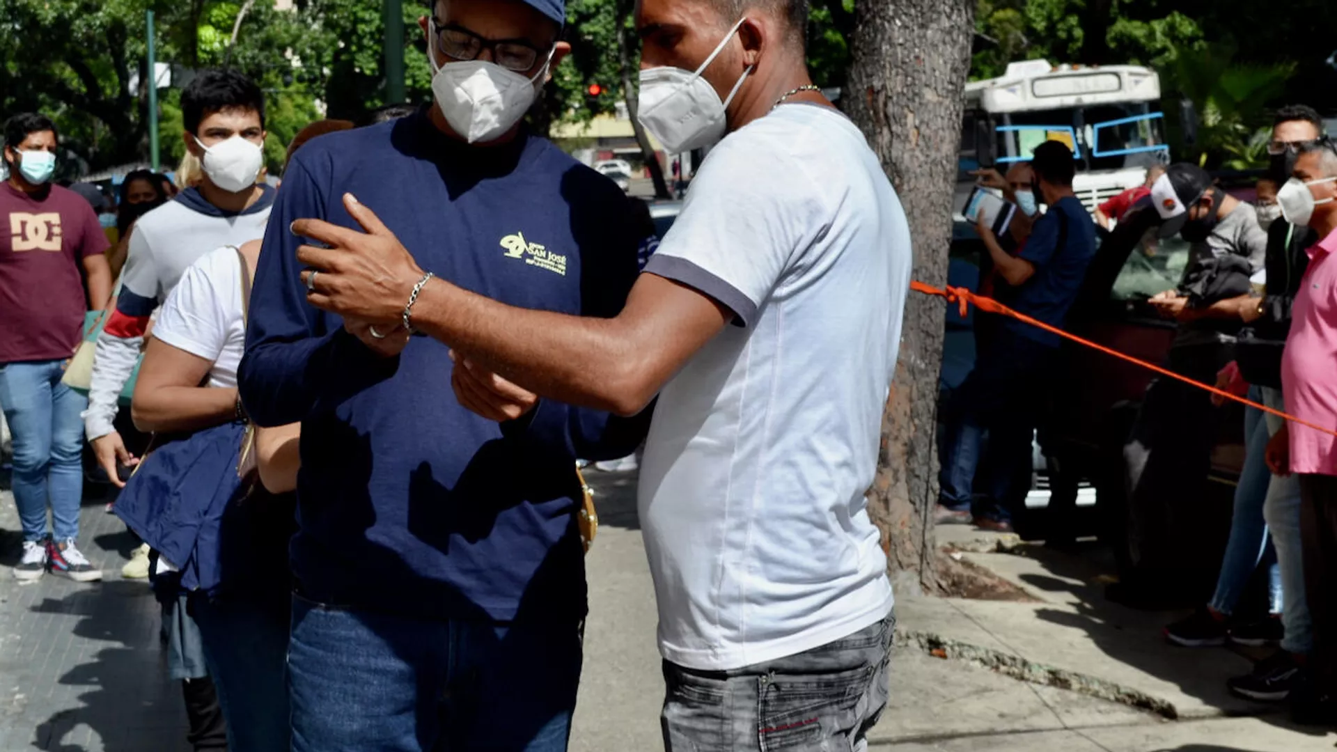 A través de un mensaje de texto son covocados los venezolanos a vacunarse contra el COVID-19