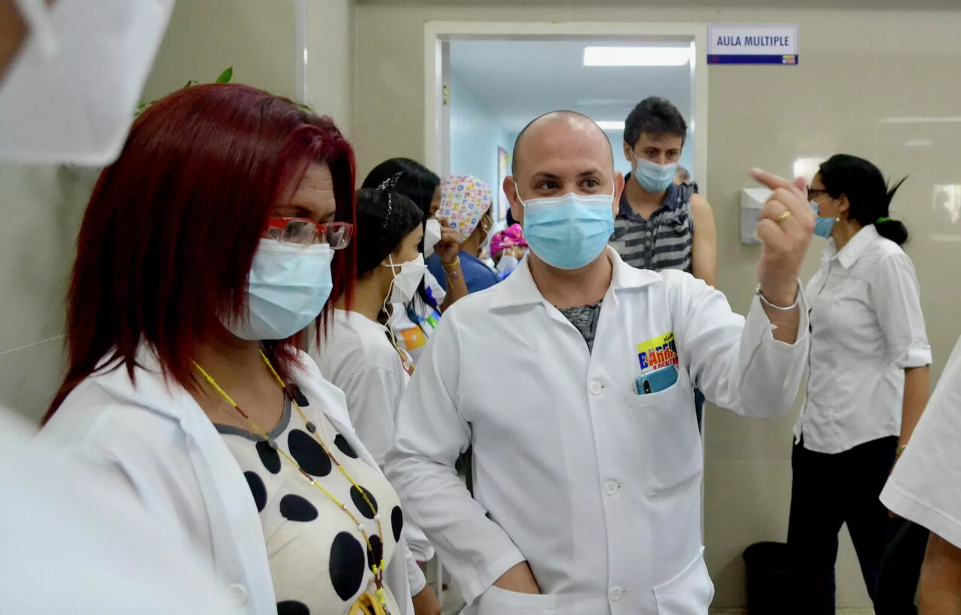 Alexei Álvarez, miembro de la misión médica cubana y jefe del CDI Amelia Blanco Alexei Álvarez, miembro de la misión médica cubana y jefe del CDI Amelia Blanco - Sputnik Mundo, 1920, 14.08.2021