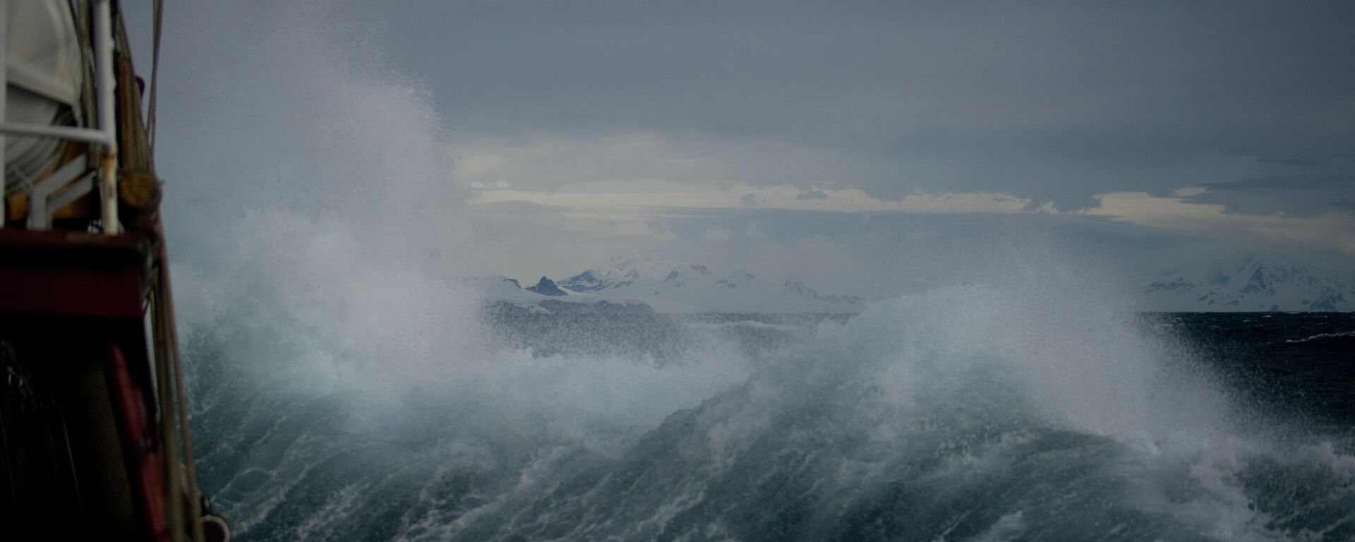 Una tormenta en el mar - Sputnik Mundo, 1920, 15.08.2021