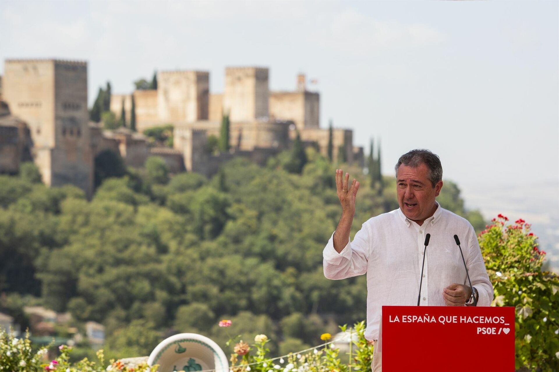 Juan Espadas homenajea a Lorca en Granada - Sputnik Mundo, 1920, 18.08.2021