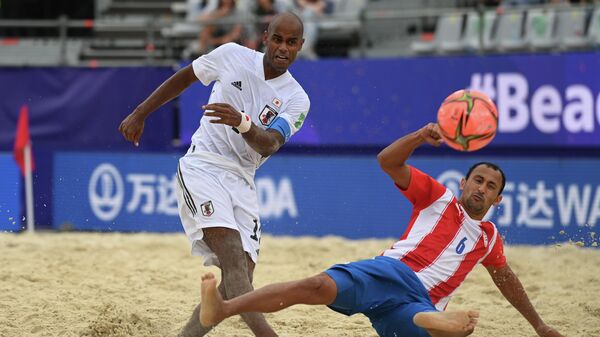 Partido entre Japón y Paraguay de la fase de grupos del Mundial de Fútbol Playa 2021 - Sputnik Mundo