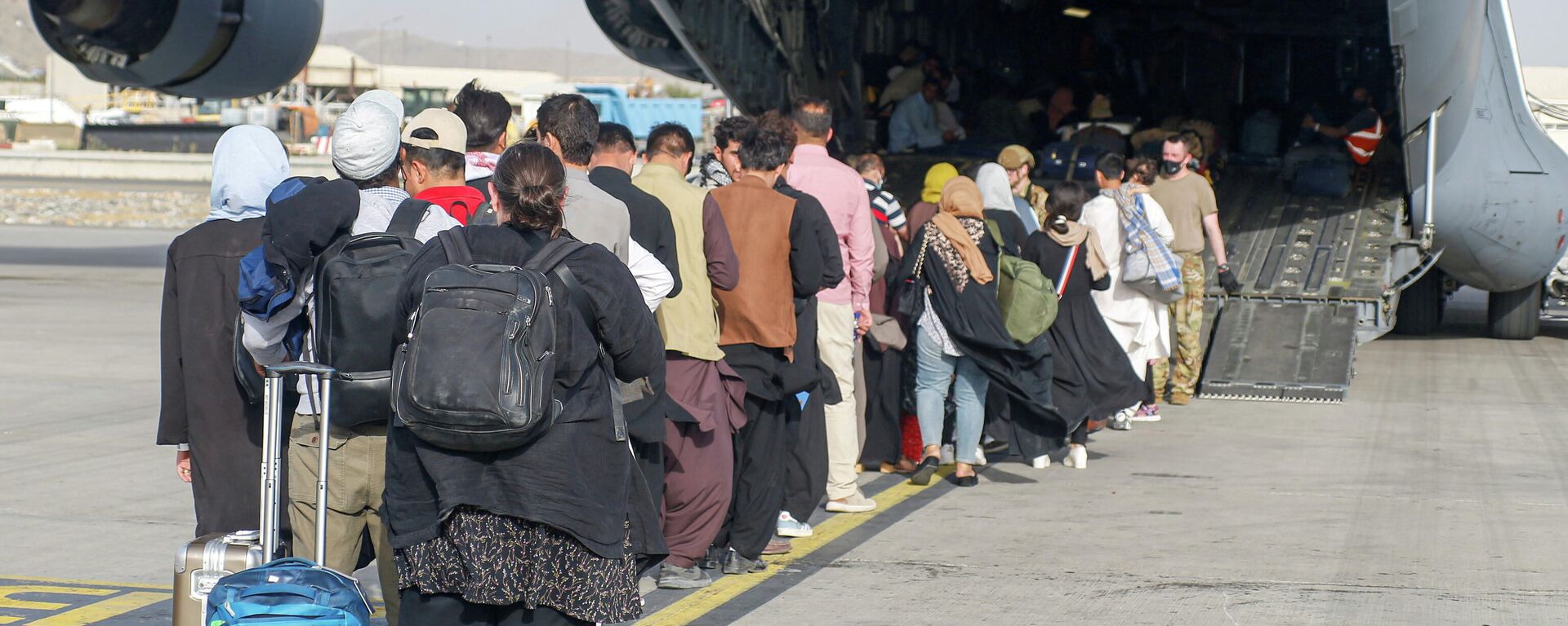 Las evacuaciones en Kabul, Afganistán - Sputnik Mundo, 1920, 26.08.2021