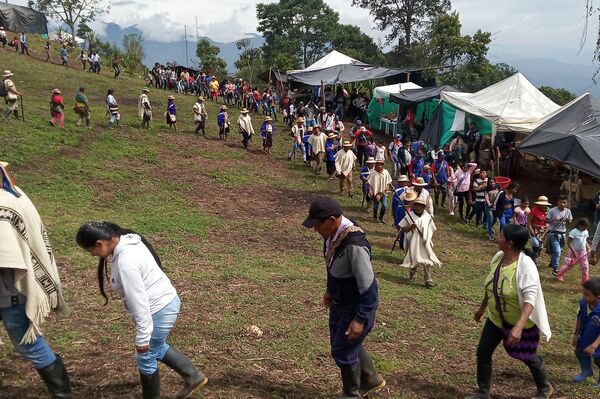 Danza en el ritual saakhelu en Munchique los Tigres - Sputnik Mundo