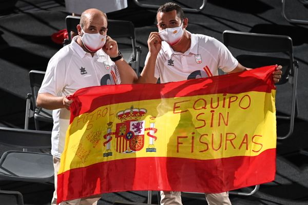 Miembros de la selección paralímpica de España en la ceremonia de inauguración de los Juegos Paralímpicos de Tokio. - Sputnik Mundo