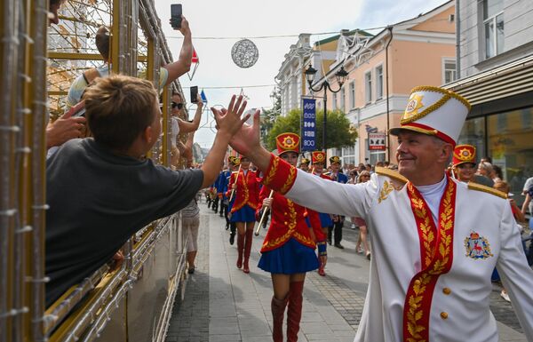 Participantes del festival de orquestas, en el marco de la celebración del 800 aniversario de Nizhni Nóvgorod. - Sputnik Mundo