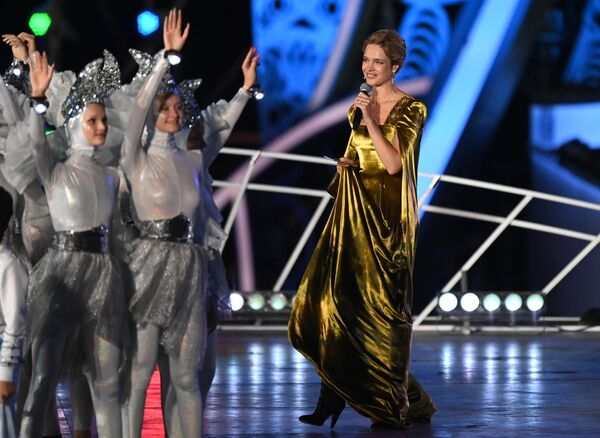 Artistas en el concierto de gala, en el marco de la celebración del 800 aniversario de Nizhni Nóvgorod. - Sputnik Mundo