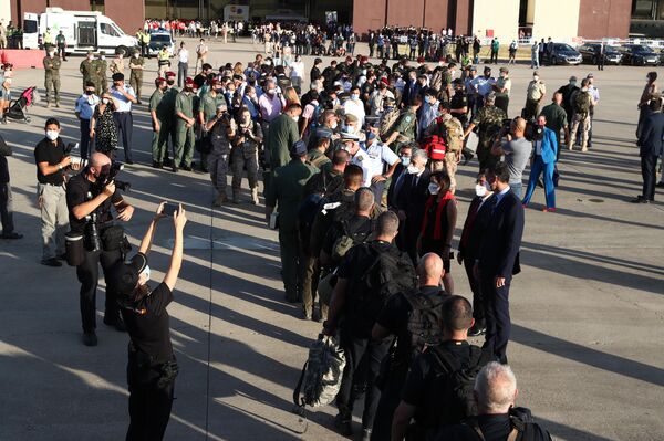 La llegada del avión con evacuados de Kabul a la base militar de Torrejón de Ardoz  - Sputnik Mundo