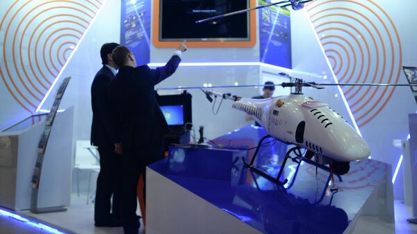 Un modelo de dron helicóptero - Sputnik Mundo