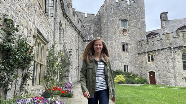 La Princesa Leonor en el castillo que alberga el UWC Atlantic College - Sputnik Mundo