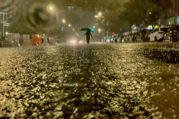 Lluvias torrenciales por la tormenta en Nueva York (EEUU). - Sputnik Mundo