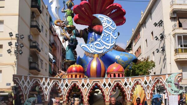 Falla indultada en Valencia - Sputnik Mundo