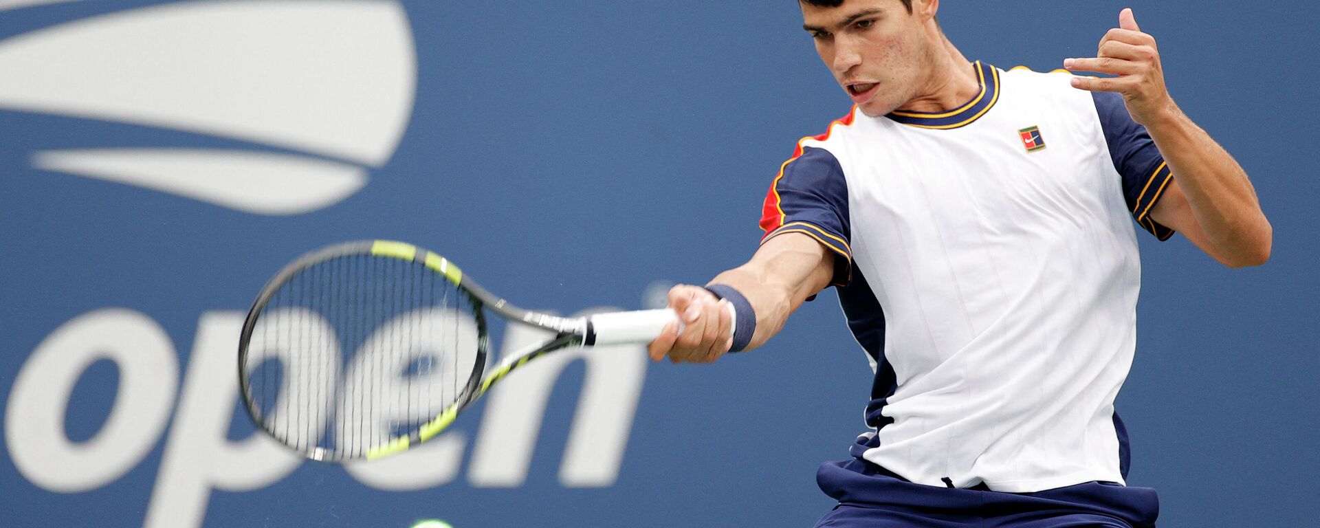 Carlos Alcaraz, durante su partido de 1/8 de final ante el alemán Peter Gojowczyk - Sputnik Mundo, 1920, 06.09.2021