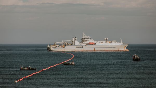 Operación de amarre del cable Grace Hopper en Sopelana (Vizcaya) - Sputnik Mundo