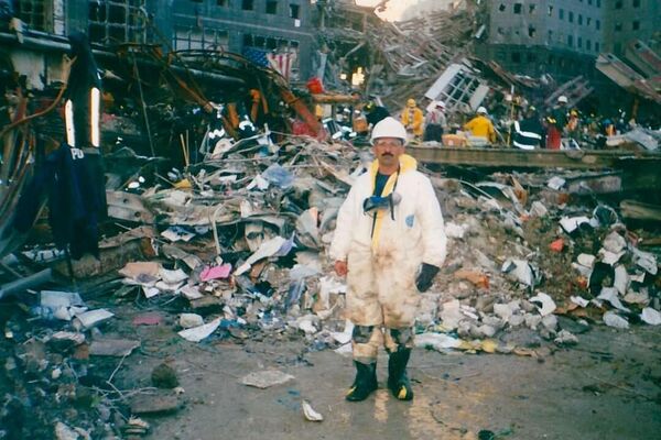 El bombero colombiano Luis Eduardo Marulanda  - Sputnik Mundo