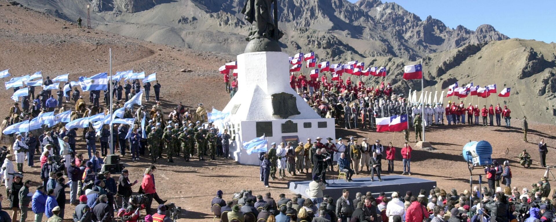 Frontera Argentina chile. Paso Los Libertadores - Sputnik Mundo, 1920, 15.09.2021