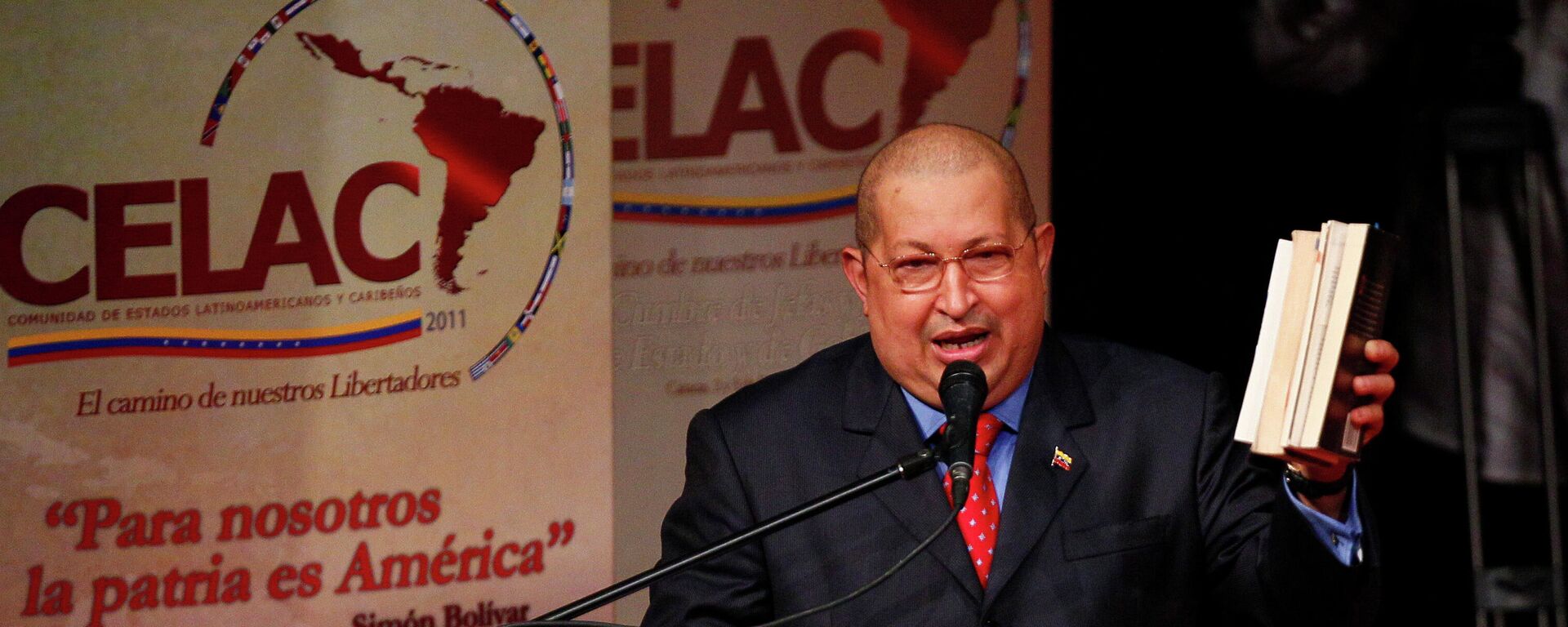 El entonces presidente de Venezuela, Hugo Chávez, durante la reunión de la Celac en Caracas en 2011 El entonces presidente de Venezuela, Hugo Chávez, durante la reunión de la Celac en Caracas en 2011 - Sputnik Mundo, 1920, 17.09.2021