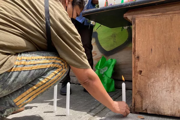 Conmemoración para las víctimas de los sismos de 2017 convocada por el Colectivo Daminificados Unidos, en los restos del derrumbe de Bolivar 168, colonia Obrera - Sputnik Mundo