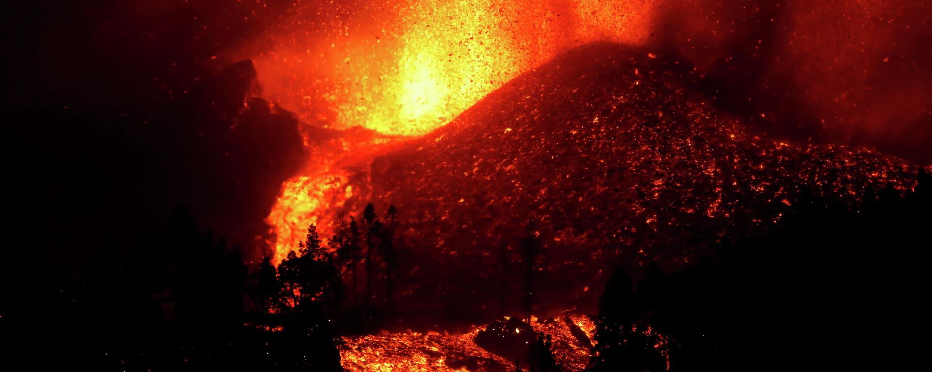 Erupción del volcán en las Canarias - Sputnik Mundo, 1920, 20.09.2021