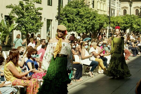 Desfile de Sevilla Flamenca - Sputnik Mundo