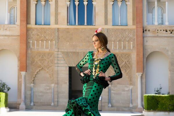 Eva González en el Alcázar de Sevilla, traje de Sara de Benítez - Sputnik Mundo