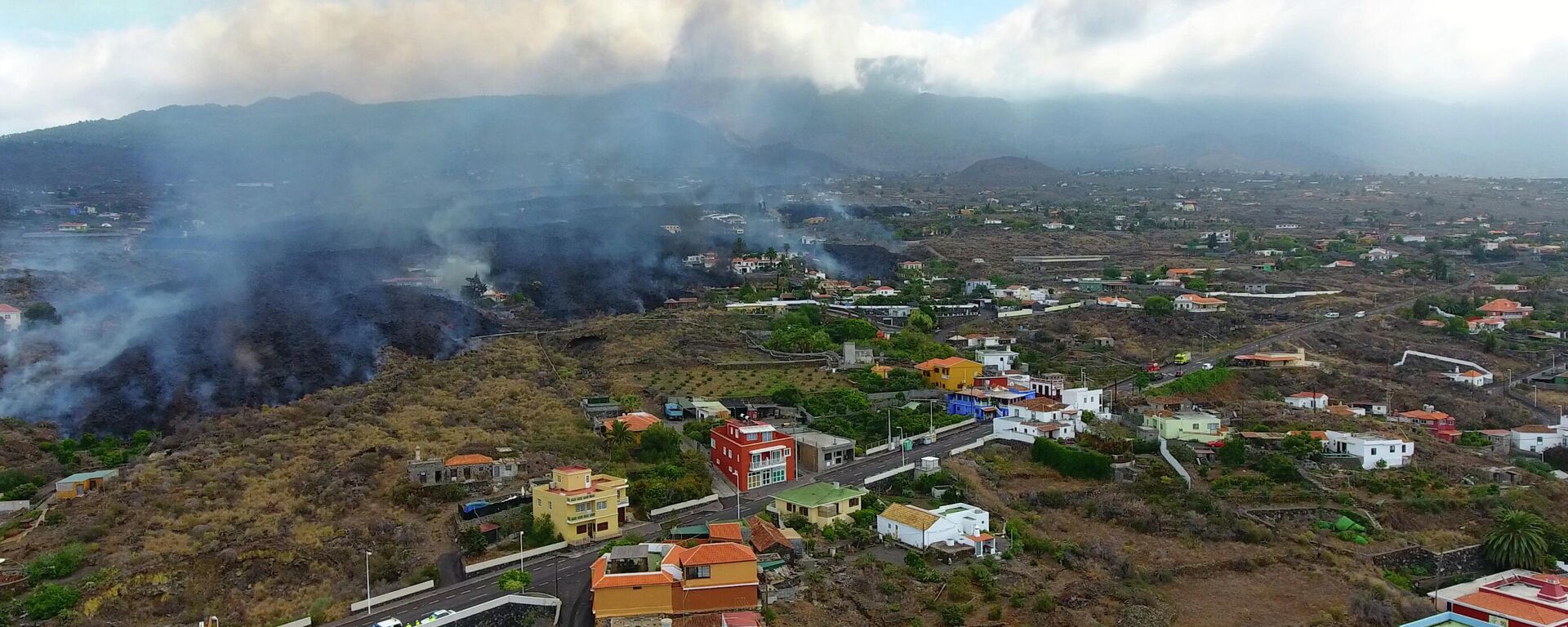 La colada volcánica avanza en la isla de La Palma - Sputnik Mundo, 1920, 22.09.2021