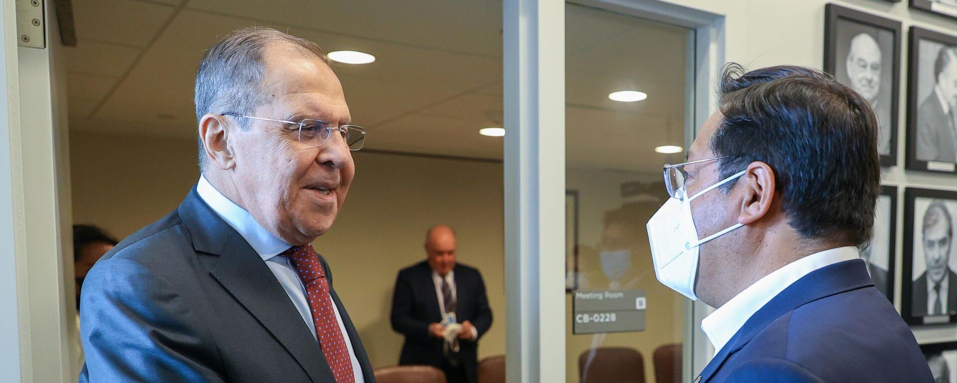 El canciller de Rusia, Serguéi Lavrov, y el presidente de Bolivia, Luis Arce El canciller de Rusia, Serguéi Lavrov, y el presidente de Bolivia, Luis Arce - Sputnik Mundo, 1920, 23.09.2021