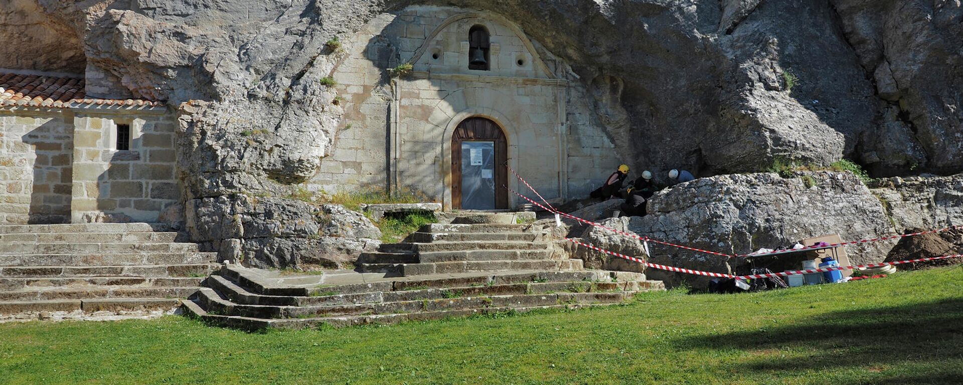 Pórtico de la ermita de San Tirso y San Bernabé (Burgos) - Sputnik Mundo, 1920, 25.09.2021