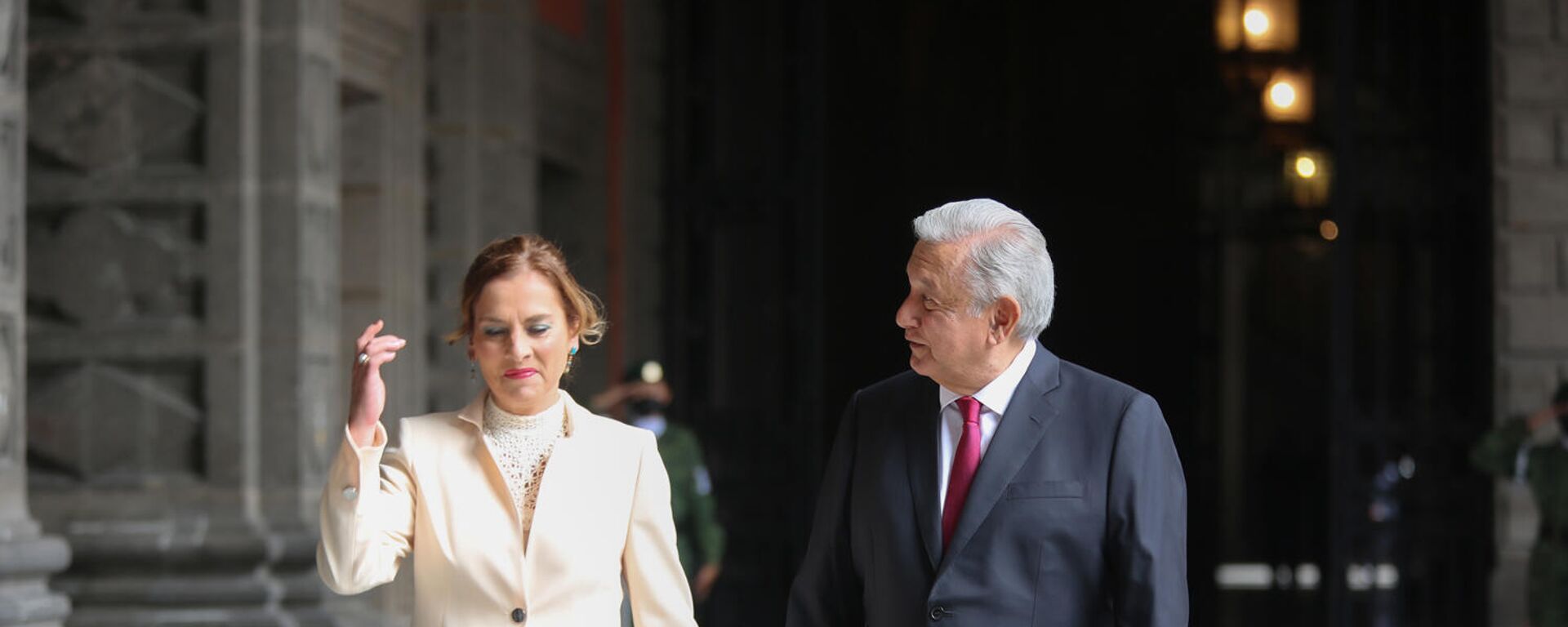 Beatriz Gutiérrez Müller y Andrés Manuel López Obrador - Sputnik Mundo, 1920, 24.09.2021