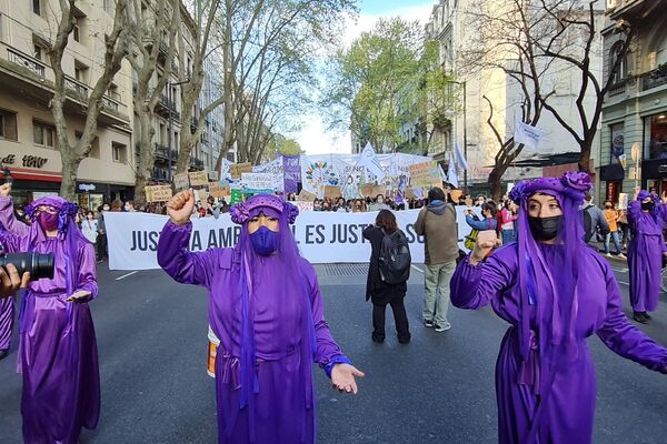 Marcha en Argentina contra la crisis climática - Sputnik Mundo