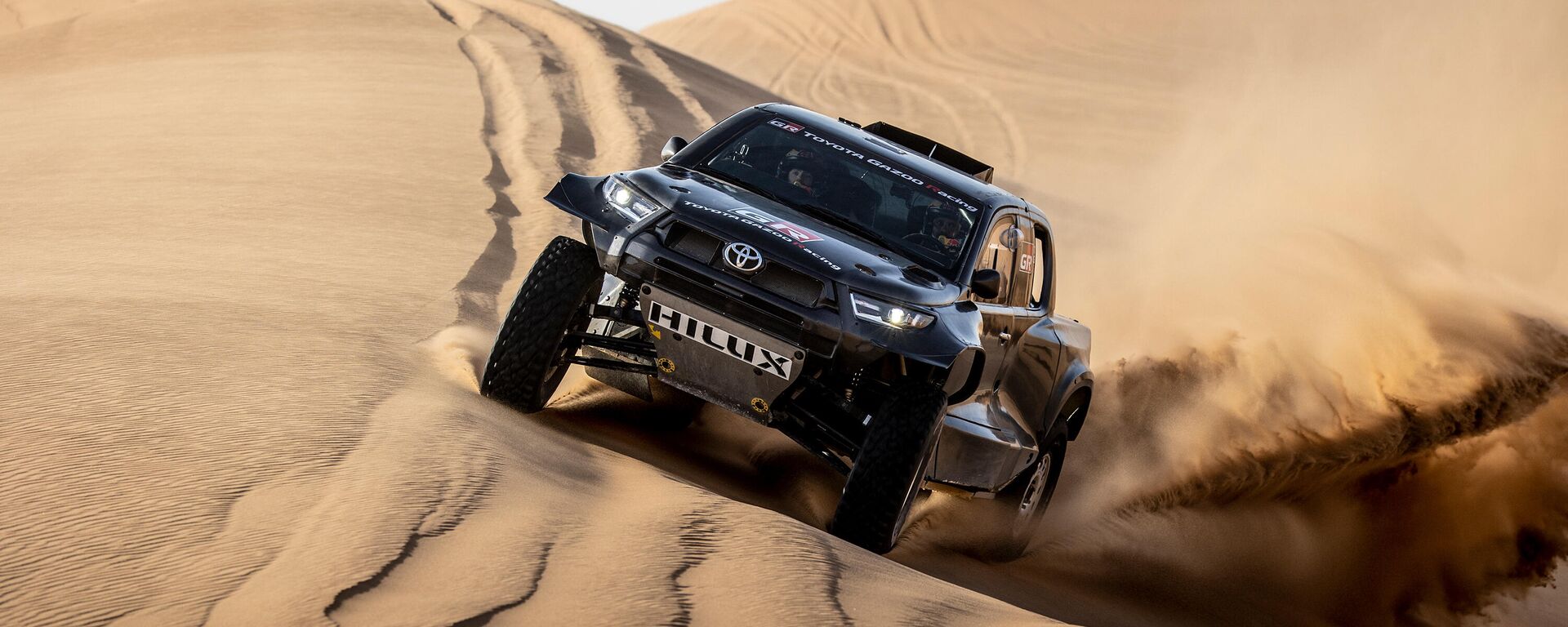 Toyota GR Hilux DKR T1+ - Sputnik Mundo, 1920, 27.09.2021