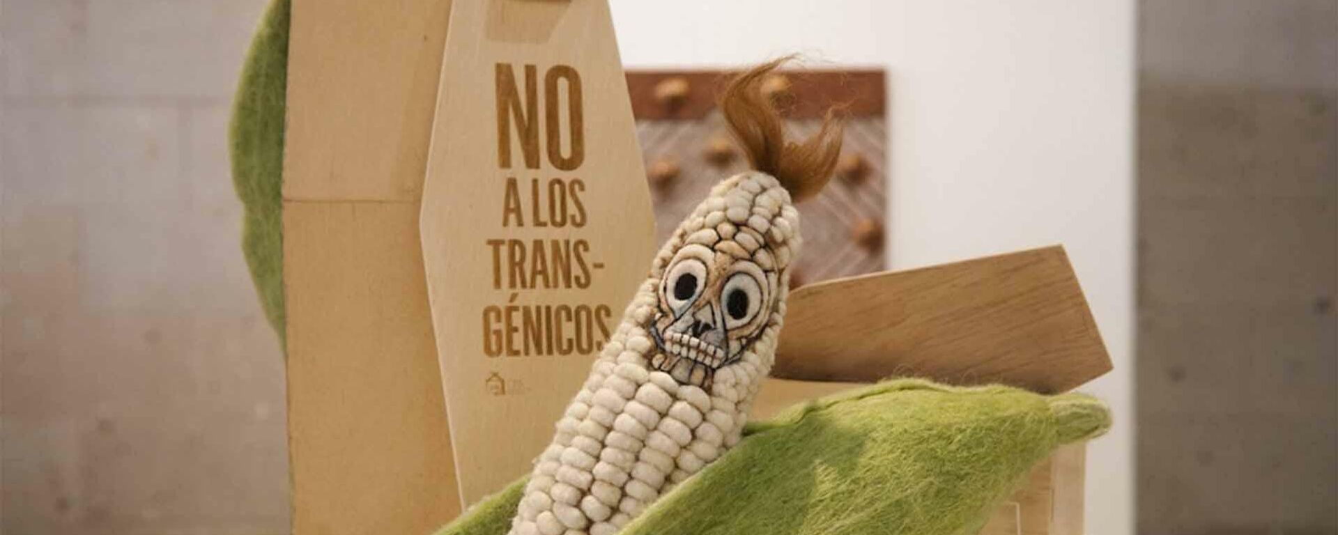 El artista plástico Francisco Toledo creó esta pieza contra el maíz transgénico - Sputnik Mundo, 1920, 29.09.2021