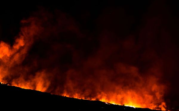 La erupción de Cumbre Vieja ha causado enormes pérdidas económicas. Ángel Víctor Torres, jefe del Gobierno de Canarias, dijo que los daños de la erupción del volcán en España superarían los 400 millones de euros. - Sputnik Mundo