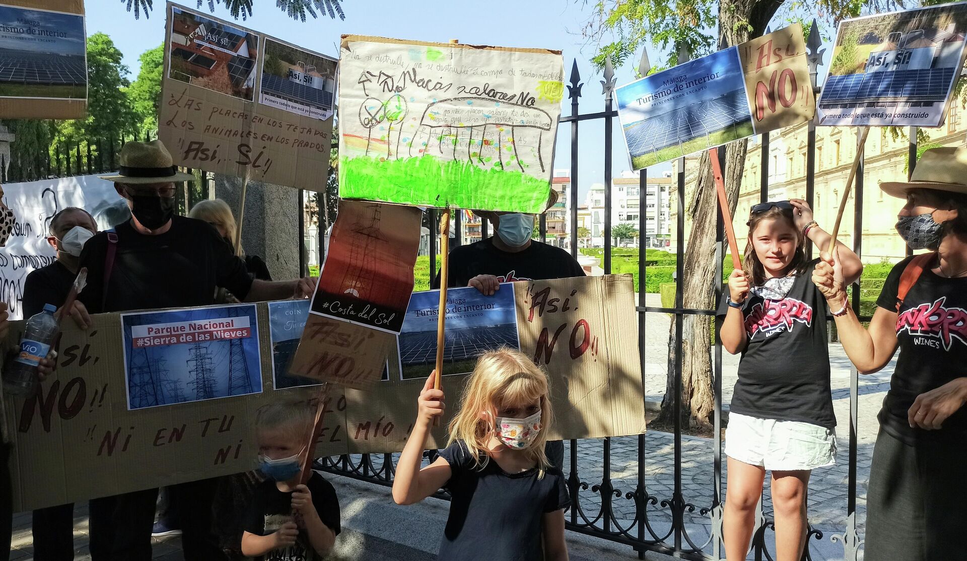 Las protestas contra el ecopostureo del 'boom solar' en Andalucía - Sputnik Mundo, 1920, 30.09.2021