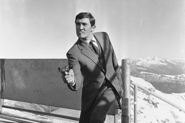 George Lazenby en Al servicio secreto de Su Majestad de 1969. - Sputnik Mundo
