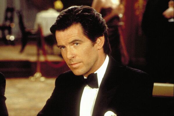 Pierce Brosnan en Goldeneye de 1995. - Sputnik Mundo