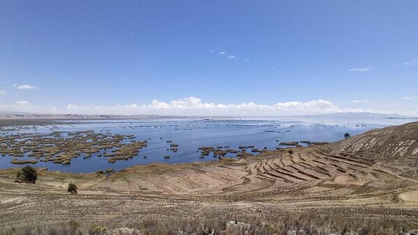 Isla Pariti en el lago Titicaca - Sputnik Mundo