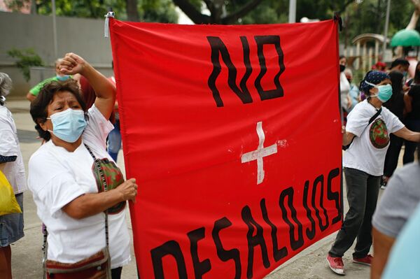 Pobladoras y pobladores exigen que se respete el marco jurídico vigente para proteger el derecho a la vivienda - Sputnik Mundo