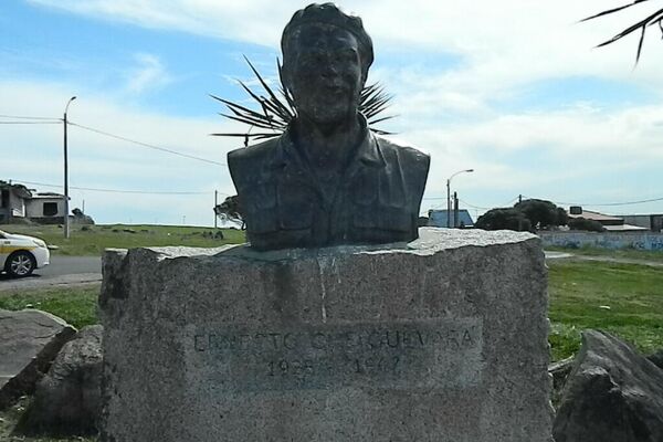 Espacio Libre Ernesto &#x27;Che&#x27; Guevara, Cerro de Montevideo. Municipio A, Montevideo, Uruguay.  - Sputnik Mundo