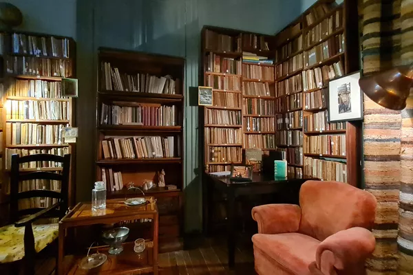 La vivienda de Xul Solar conserva su patrimonio personal y su biblioteca de 3.000 volúmenes La vivienda de Xul Solar conserva su patrimonio personal y su biblioteca de 3.000 volúmenes - Sputnik Mundo