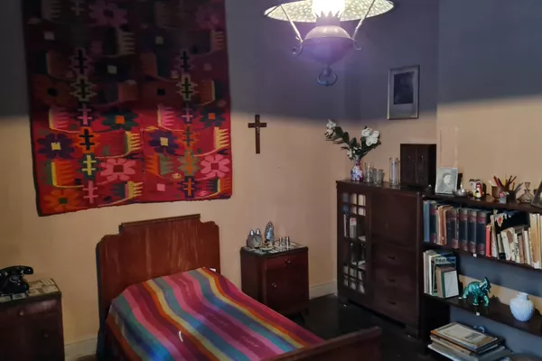La vivienda de Xul Solar conserva su patrimonio personal y su biblioteca de 3.000 volúmenes La vivienda de Xul Solar conserva su patrimonio personal y su biblioteca de 3.000 volúmenes - Sputnik Mundo