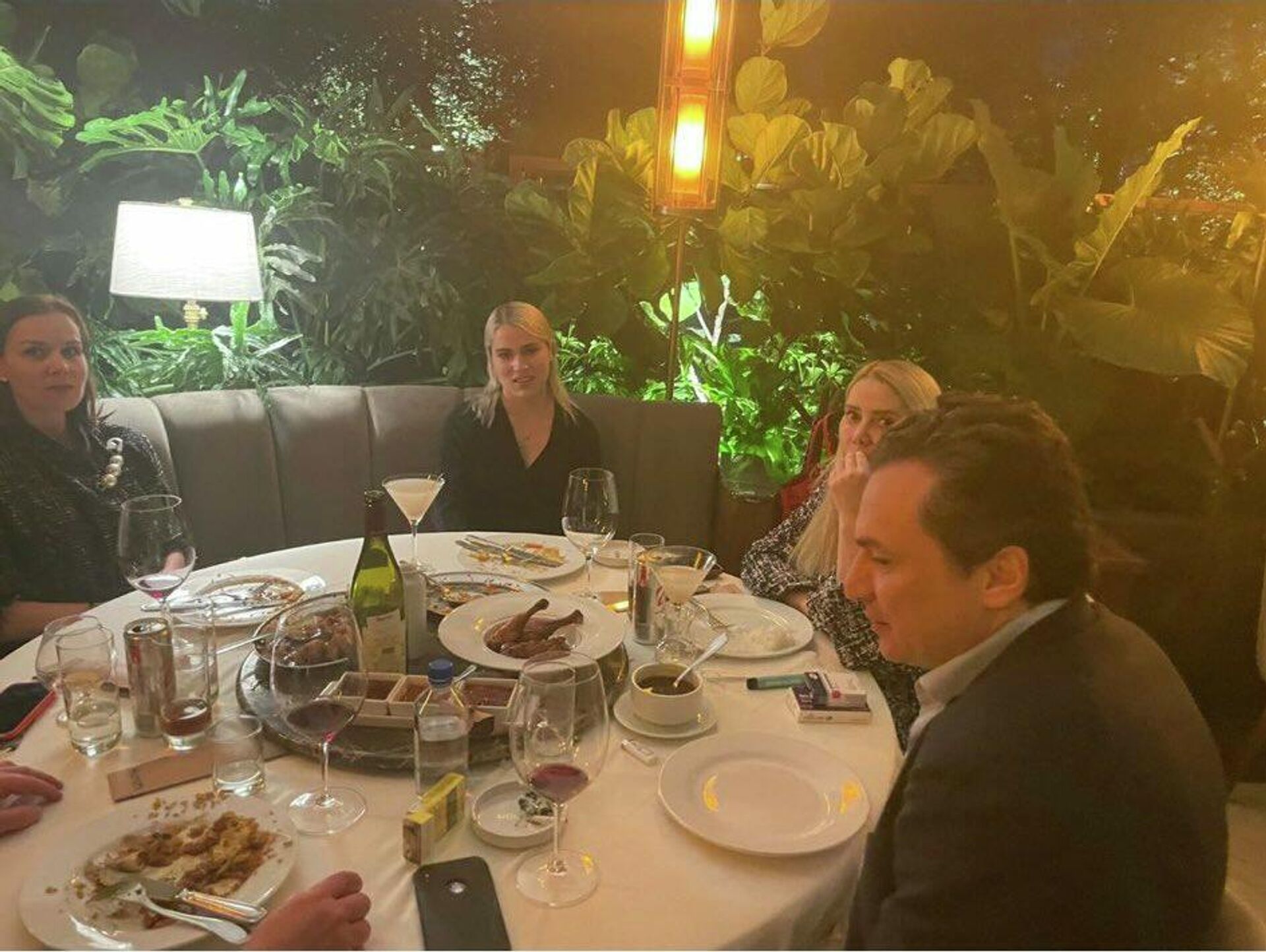 Emilio Lozoya, extitular de Pemex, fue captado en un restaurante de la CDMX  - Sputnik Mundo, 1920, 03.11.2021