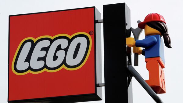 LEGO - Sputnik Mundo