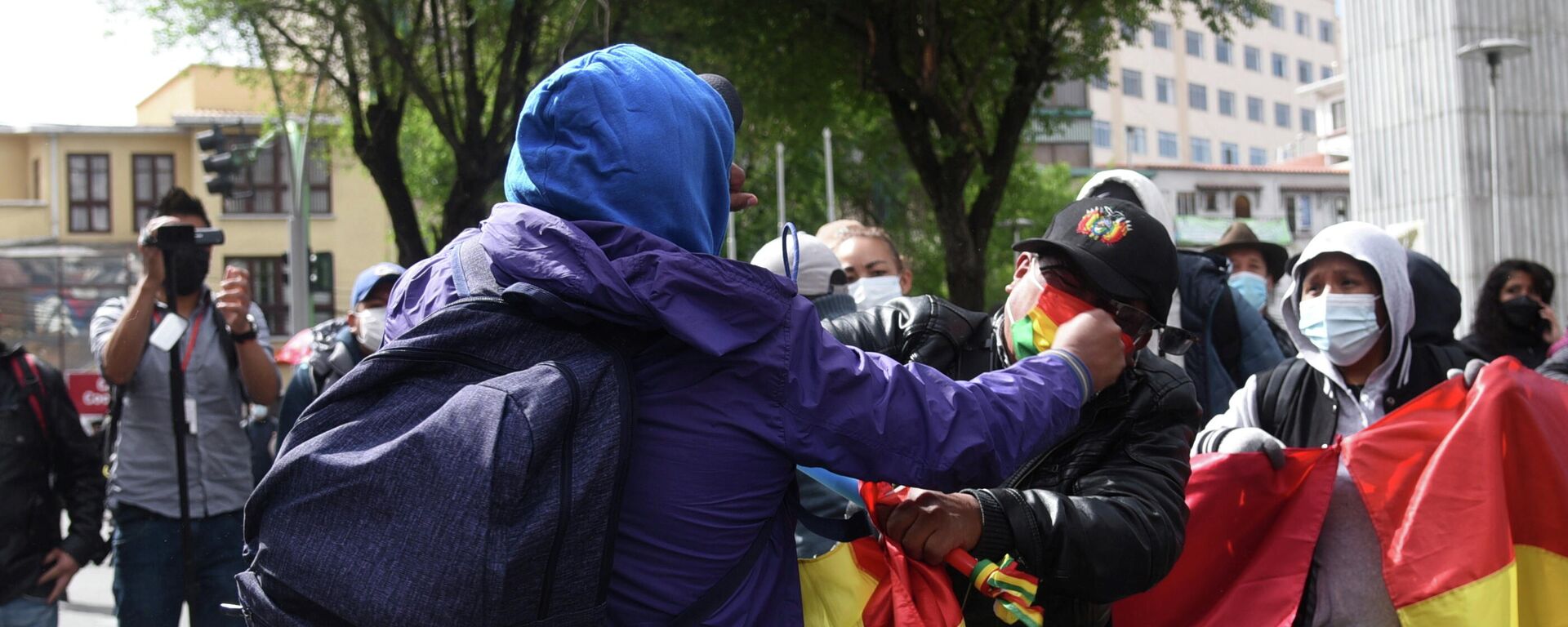 Choques entre manifestantes en Bolivia - Sputnik Mundo, 1920, 12.10.2021