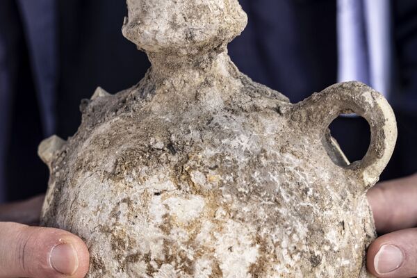 Según los cálculos, se producían unos dos millones de litros de vino al año. - Sputnik Mundo